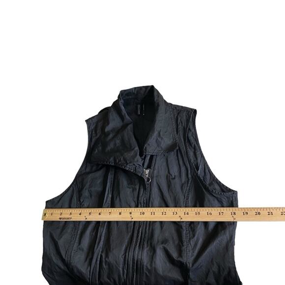 Stella Carakasi Black Full Zip Vest Metallic Flecks Women’s Medium Minimalist - Picture 7 of 11